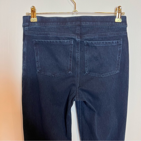 SPANX Jean-ishAnkle Leggings in Twilight Rinse. Size Medium - Picture 8 of 11